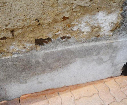 Mur extérieur à traiter pour cause d'humudité