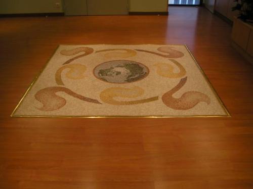 REPRODUCTION ANTIQUE